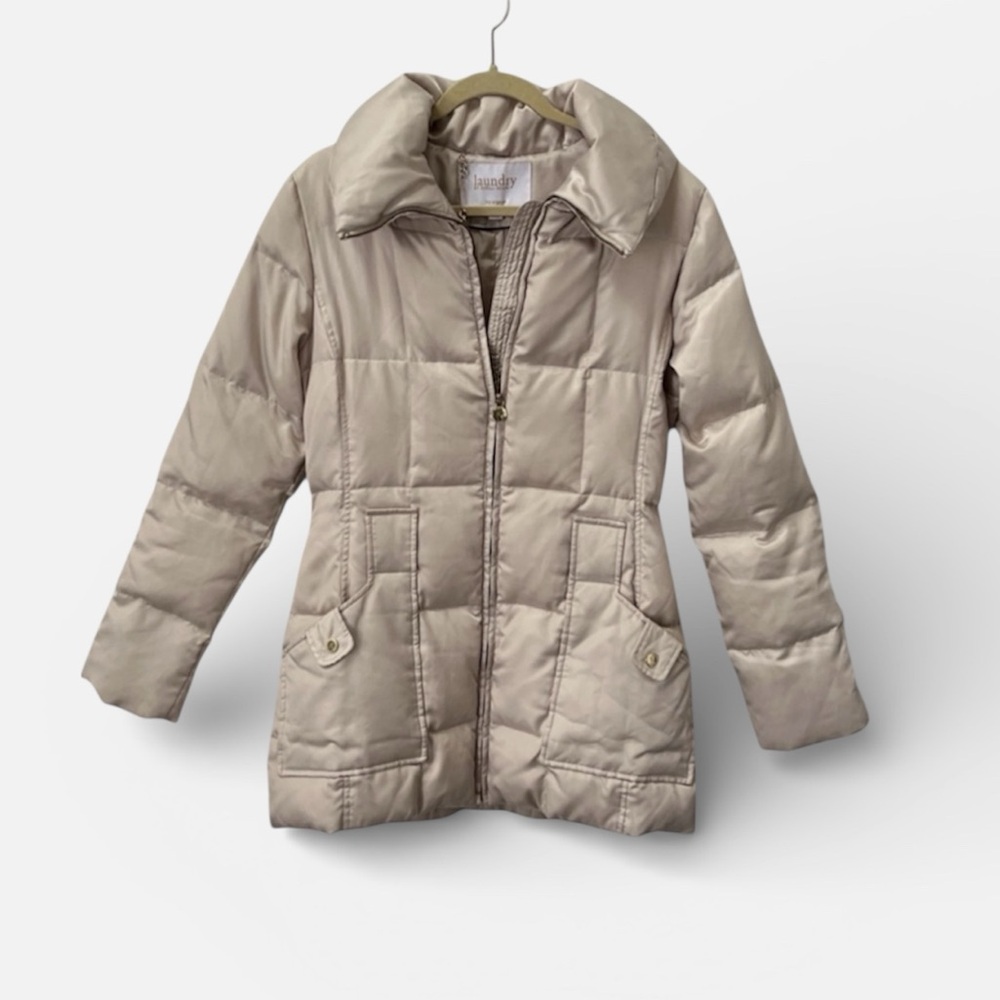 Laundry by Shelli Segal champagne quilted jacket size medium